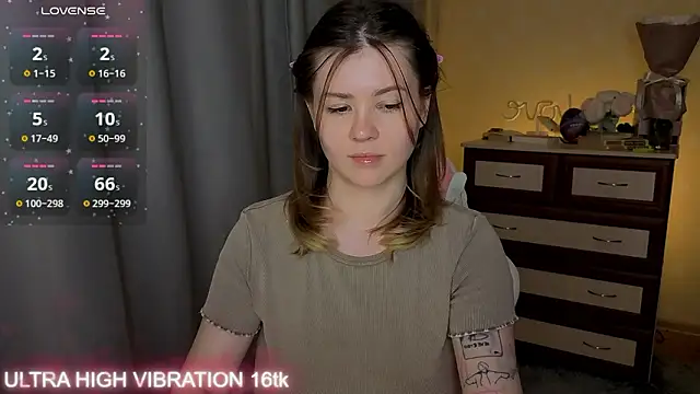 cutie mili online show from 03/10/26, 04:45