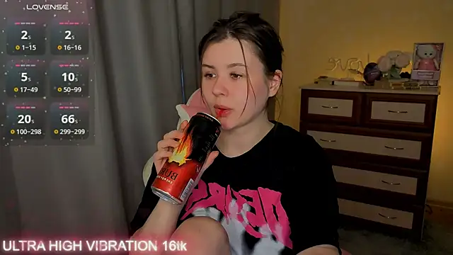 cutie mili online show from 03/23/26, 01:26