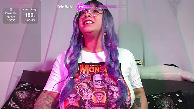 Snapshot of Ninatejeiros chatting on 10/09/25, 10:52 Ninatejeiros online show from 10/09/25, 10:52