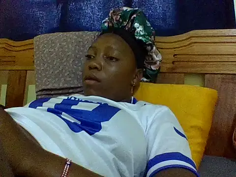 Snapshot of verginpussy01 chatting on 02/05/26, 05:23 verginpussy01 online show from 02/05/26, 05:23