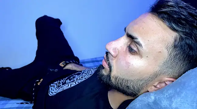 Dar milk online show from 02/19/25, 05:05