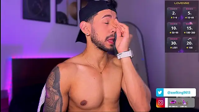 AxelKing1326 online show from 11/08/25, 09:24
