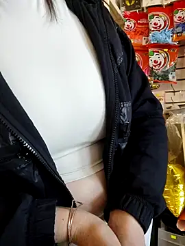 Mia Novikov online show from 11/28/25, 06:32