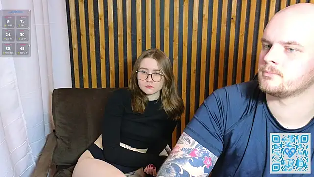 Snapshot of alicepugh chatting on 12/08/24, 06:39 alicepugh online show from 12/08/24, 06:39