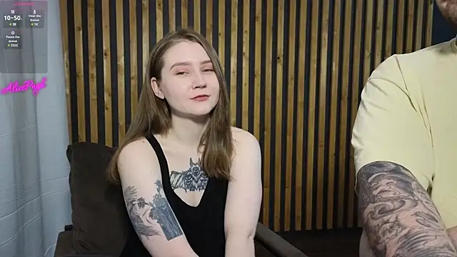 Snapshot of alicepugh chatting on 02/14/25, 07:02 alicepugh online show from 02/14/25, 07:02