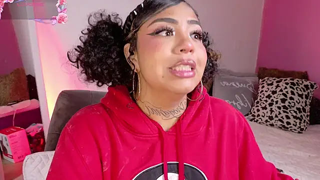 foxxy-lov3 online show from 02/19/26, 02:24