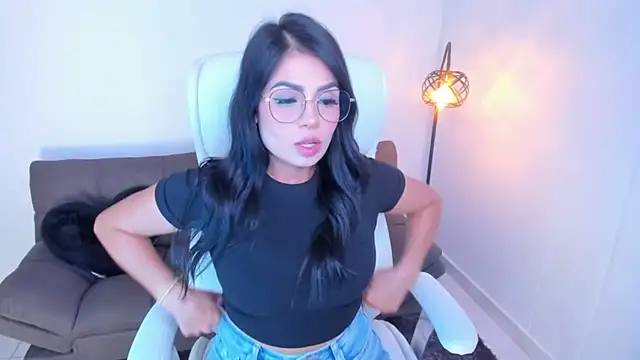 dominique21  online show from 12/14/24, 10:50