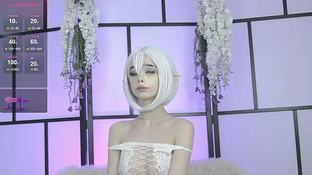 Xenomy online show from 02/17/25, 11:23