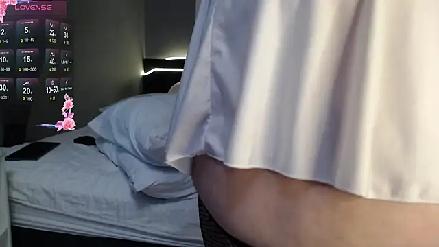 LadySambuca online show from 12/15/25, 05:34