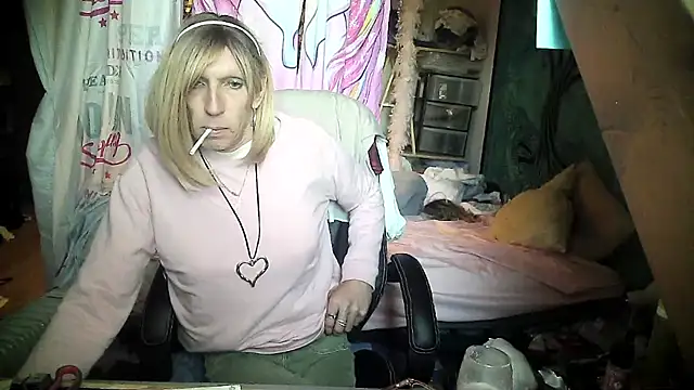 Ombeline1 online show from 02/18/25, 01:33