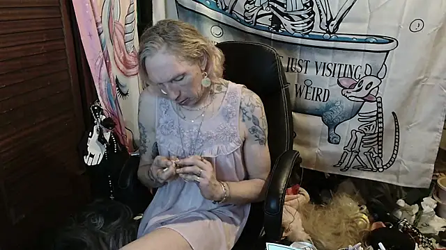 Ombeline1 online show from 03/06/26, 06:21