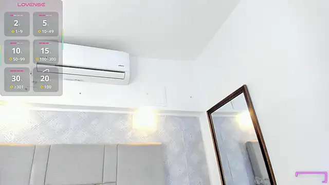 Camilaa Sanchez  online show from 10/08/25, 12:36