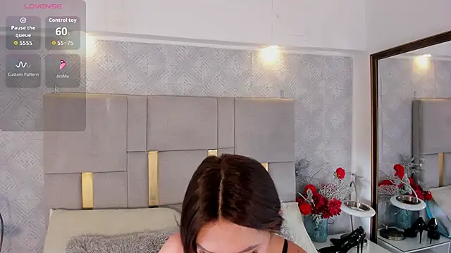 Camilaa Sanchez  online show from 05/22/26, 12:44