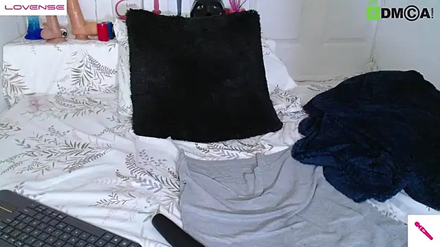 Snapshot of Hot_Candy_ chatting on 01/09/25, 04:39 Hot Candy online show from 01/09/25, 04:39