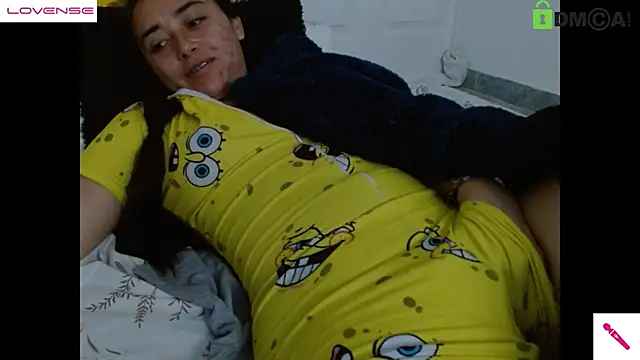 Snapshot of Hot_Candy_ chatting on 02/21/25, 10:39 Hot Candy online show from 02/21/25, 10:39