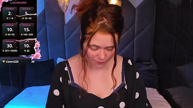 SophiePure online show from 02/24/25, 11:30