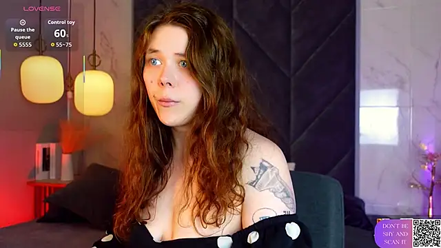 SophiePure online show from 03/23/26, 08:57