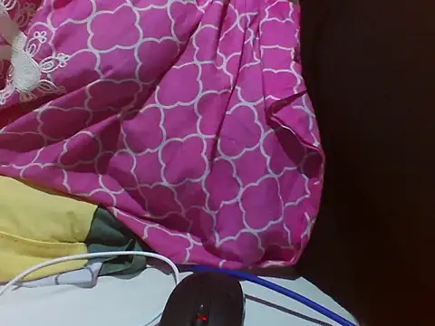 Sexy Riri online show from 04/04/26, 02:36