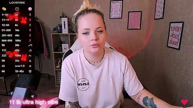 flower sarah  online show from 02/23/25, 05:29