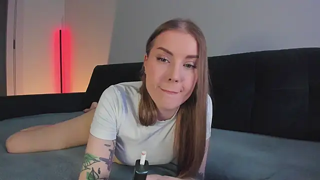 Midnight Mi online show from 05/02/26, 08:08