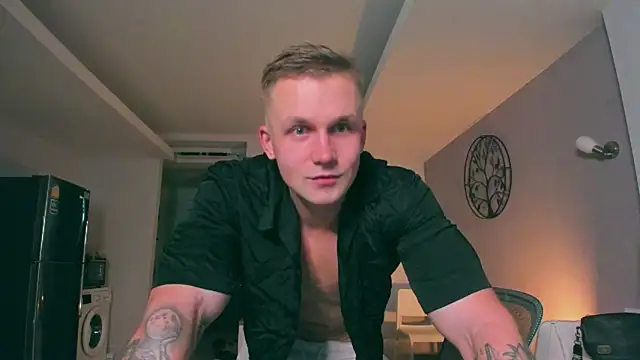 Samuel Andrew online show from 09/27/25, 03:22