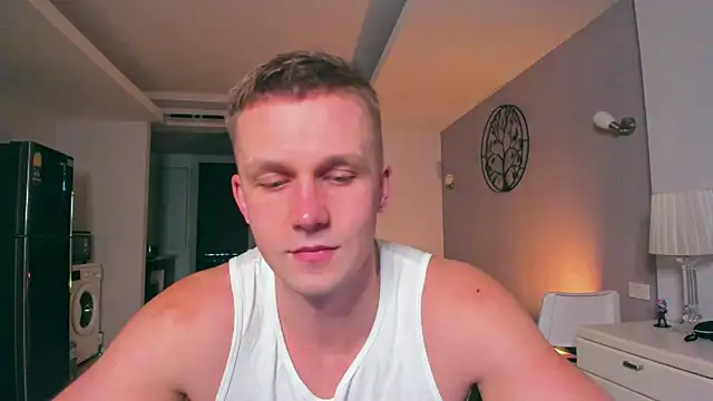 Samuel Andrew online show from 10/02/25, 01:56