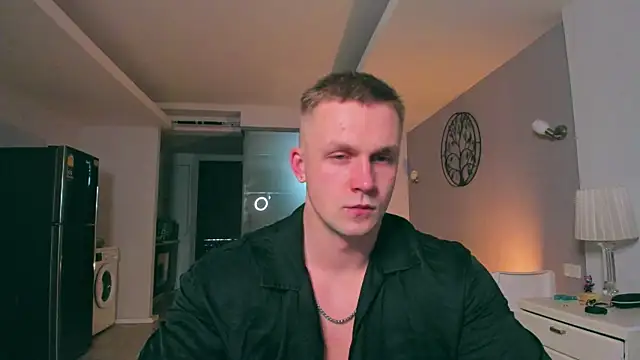 Samuel Andrew online show from 10/16/25, 02:45