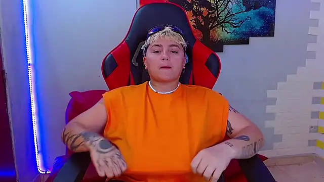 isabeautyx19 online show from 03/07/25, 03:08