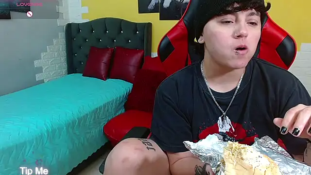 isabeautyx19 online show from 02/19/26, 01:56