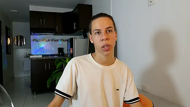 grey   27 online show from 02/20/25, 10:48