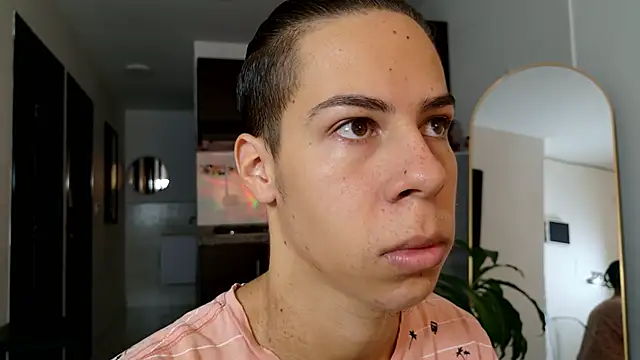 grey   27 online show from 03/06/25, 11:03