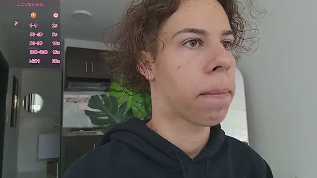 grey   27 online show from 10/01/25, 12:22