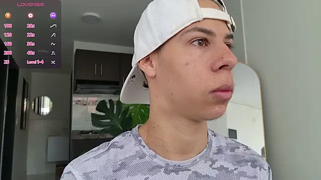 grey   27 online show from 10/03/25, 12:02