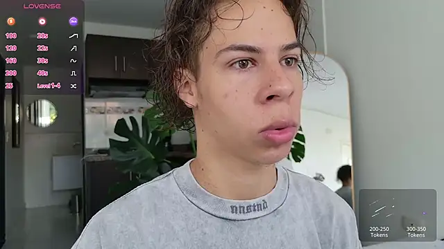 grey   27 online show from 11/12/25, 12:16