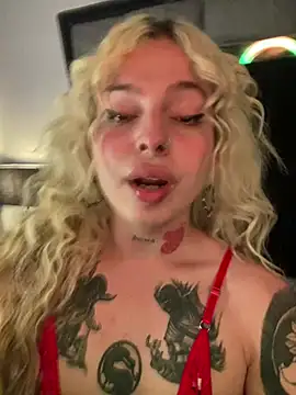 Snapshot of Bonnie_vega chatting on 02/14/25, 08:05 Bonnie vega online show from 02/14/25, 08:05