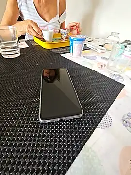 Snapshot of mia69x chatting on 09/12/25, 10:59 mia69x online show from 09/12/25, 10:59