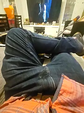 Snapshot of mia69x chatting on 11/30/25, 08:02 mia69x online show from 11/30/25, 08:02