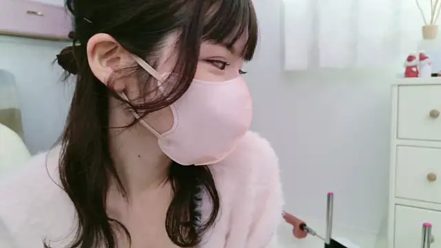 -minami- online show from 12/22/24, 03:11