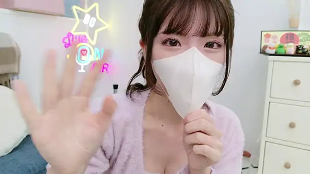 -minami- online show from 01/12/25, 03:39