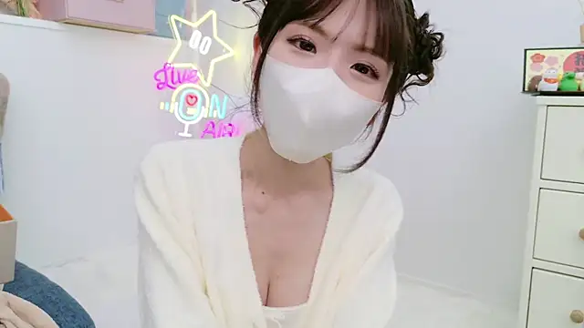 -minami- online show from 01/13/25, 06:49