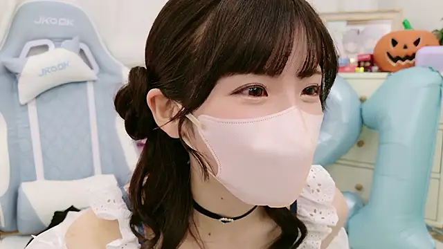 -minami- online show from 11/01/25, 12:07