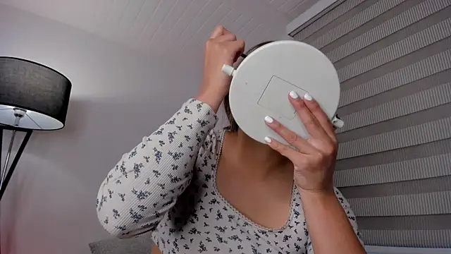 vico sweety online show from 04/16/26, 08:31