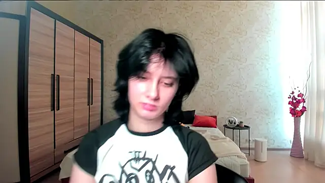 JulisSweet online show from 02/10/25, 01:44