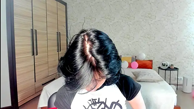 JulisSweet online show from 03/15/25, 02:45