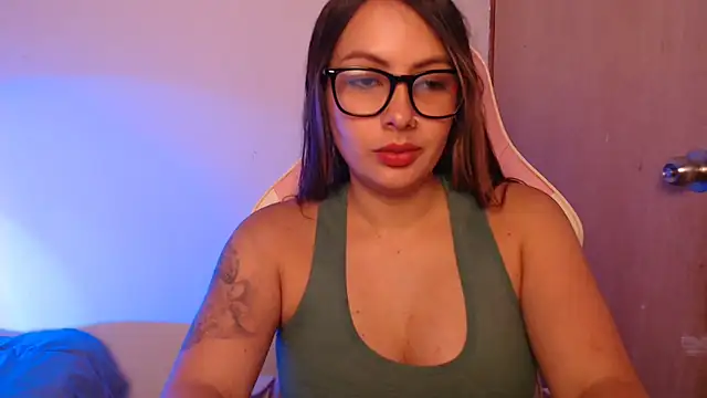 lalawhitte online show from 11/10/25, 01:43