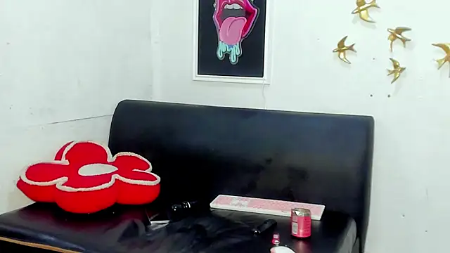 Snapshot of Ebonydollxx chatting on 09/18/25, 09:50 Ebonydollxx online show from 09/18/25, 09:50