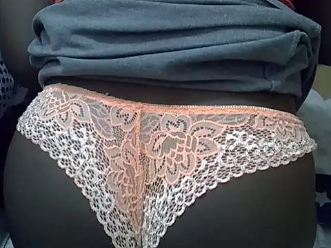 ebonyzoe online show from 05/01/26, 08:35