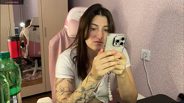 Katrin  kiss online show from 02/12/25, 07:02