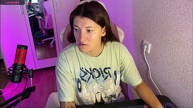 Katrin  kiss online show from 09/15/25, 12:16