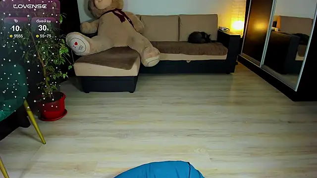 Carolina bby online show from 03/24/26, 07:41